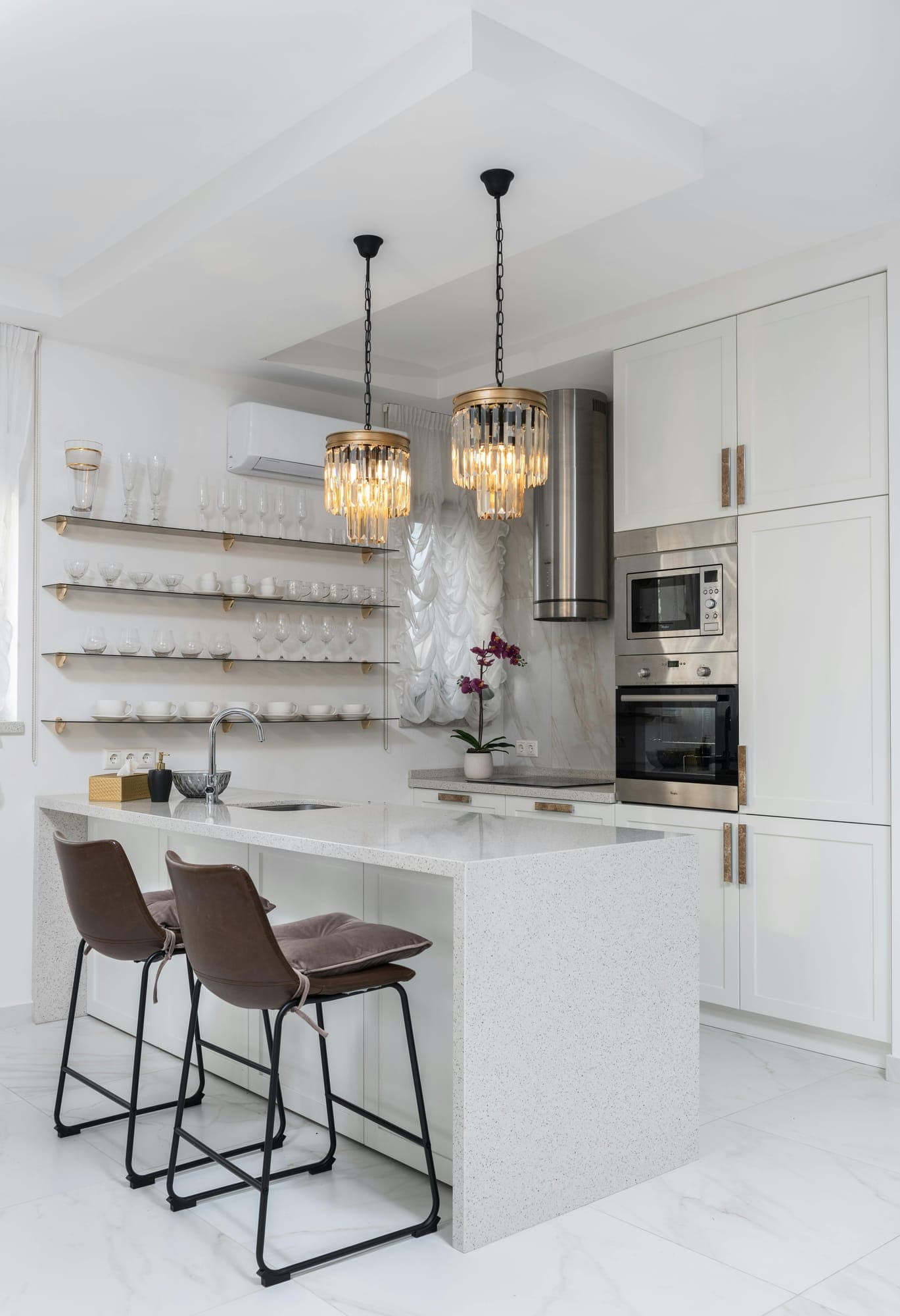 Modern kitchen remodel in a Baltimore area home